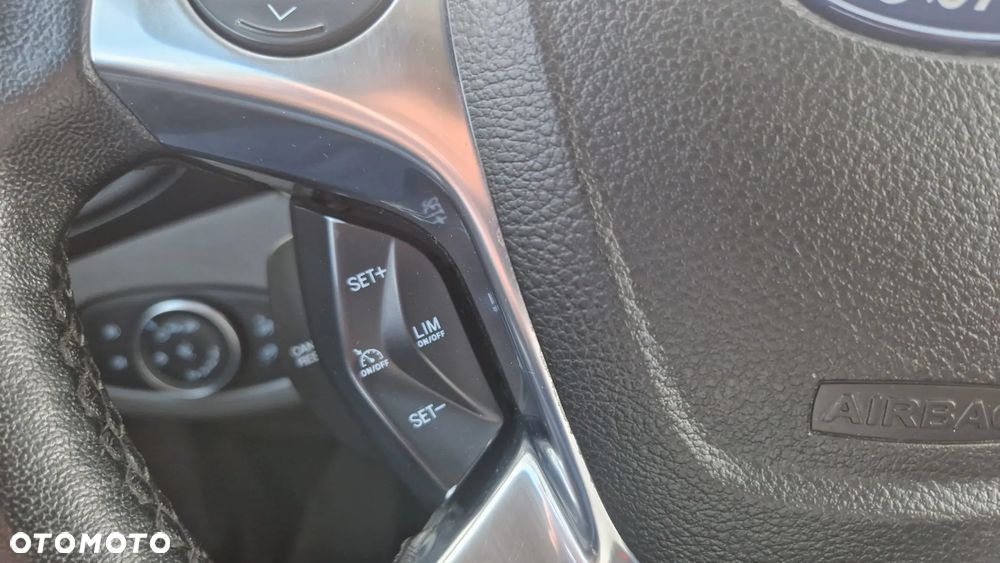 Ford Transit Connect - 11