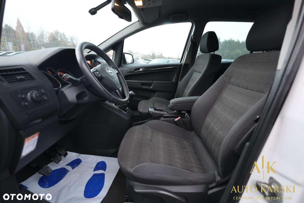 Opel Zafira - 38