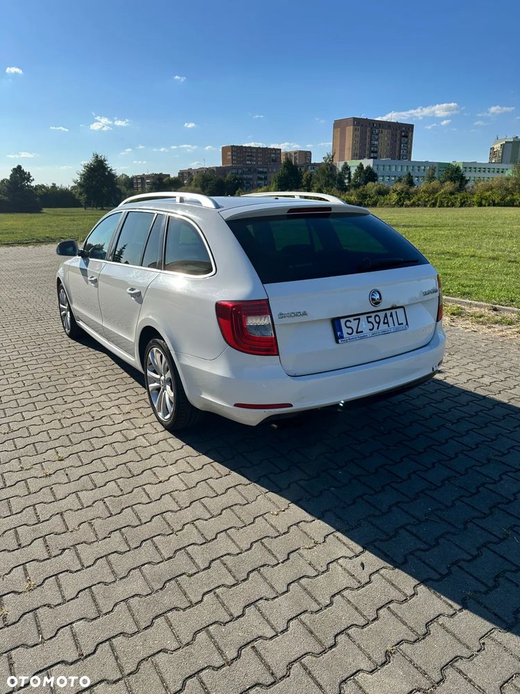 Skoda Superb 2.0 TDI Ambition - 5