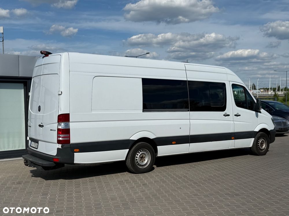 Mercedes-Benz Sprinter - 5