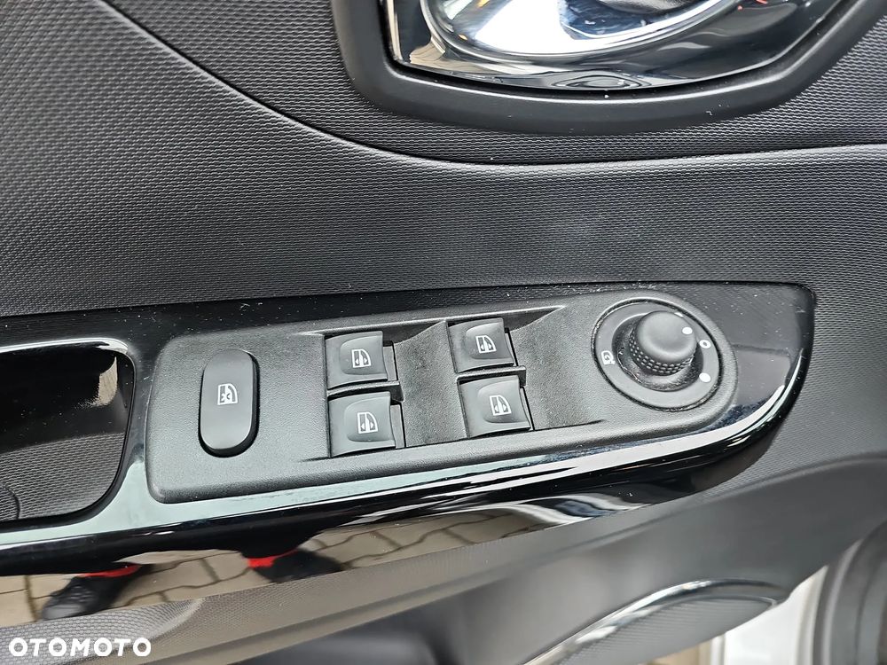 Renault Captur 0.9 Energy TCe Intens - 16