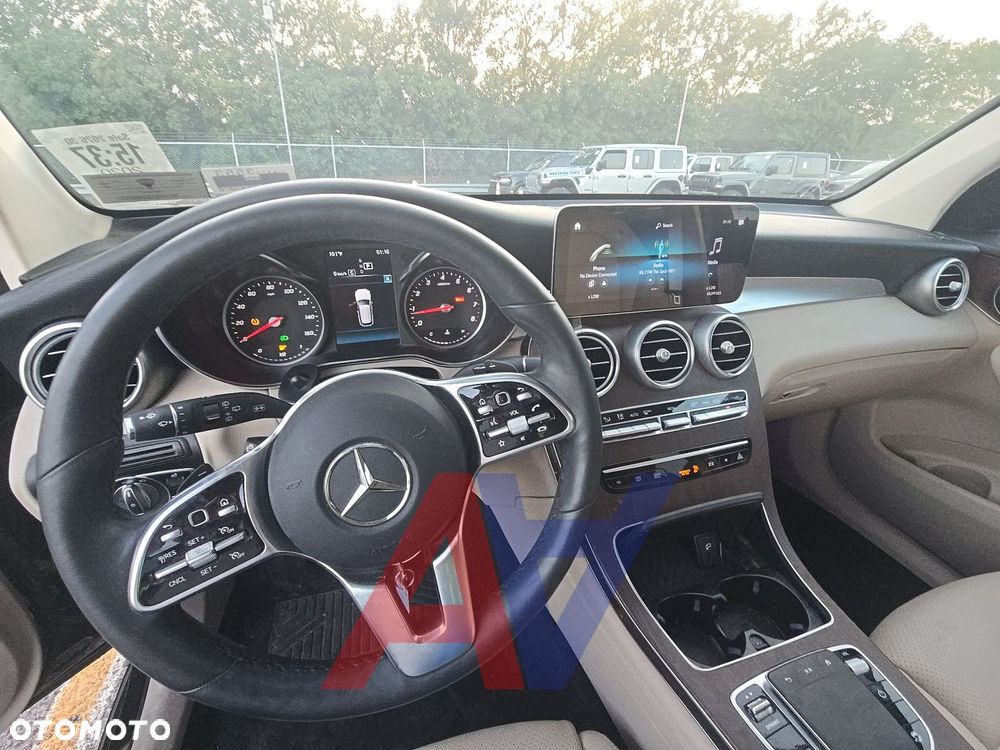Mercedes-Benz GLC 300 4-Matic - 8