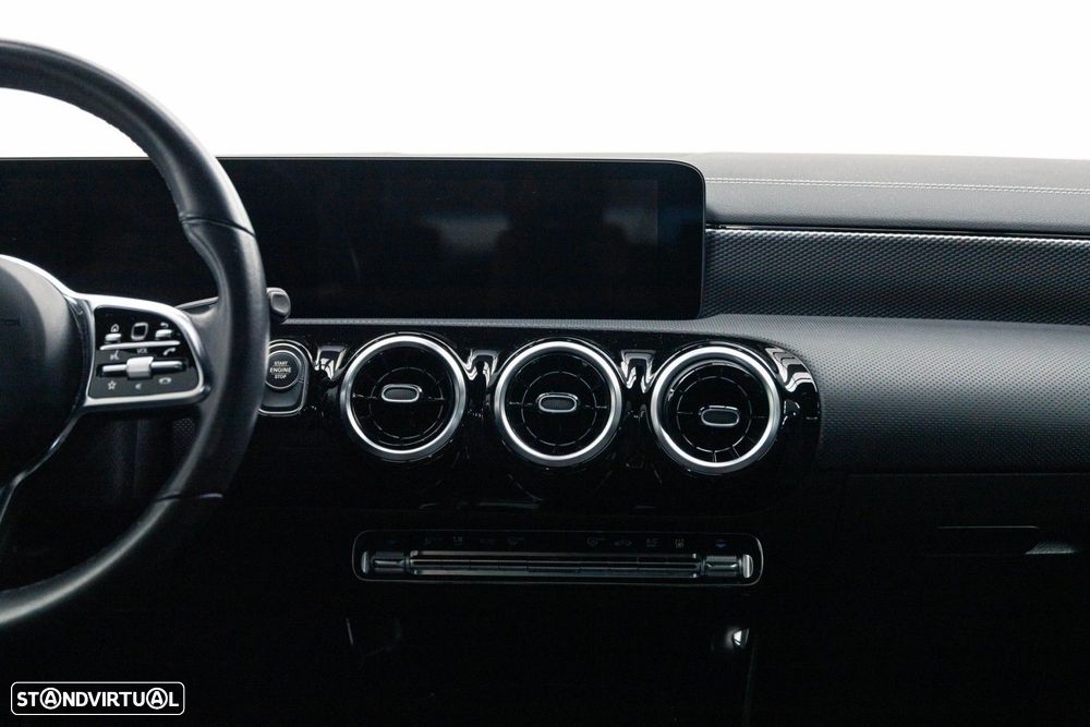 Mercedes-Benz CLA 250 e Progressive - 17