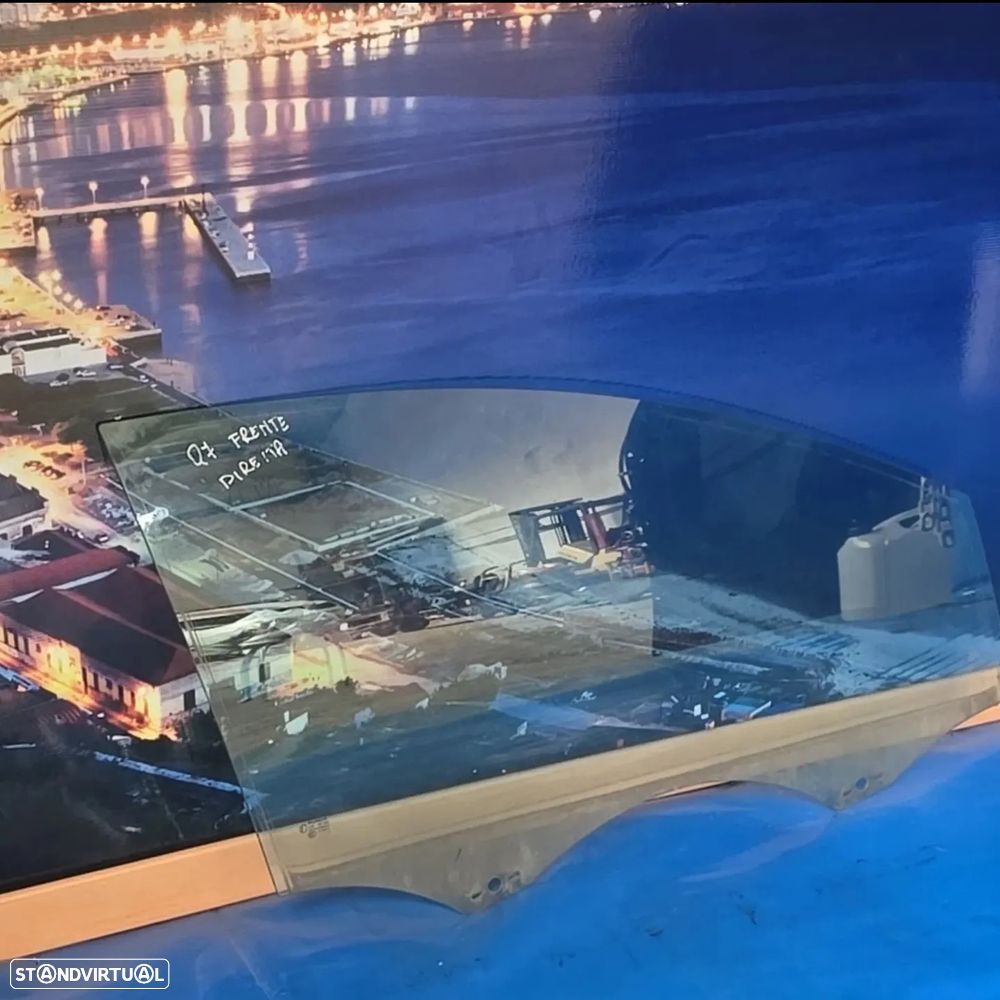 Vidro Porta Frente Direita Escuro Original Audi Q7 4L 2006+ - 1