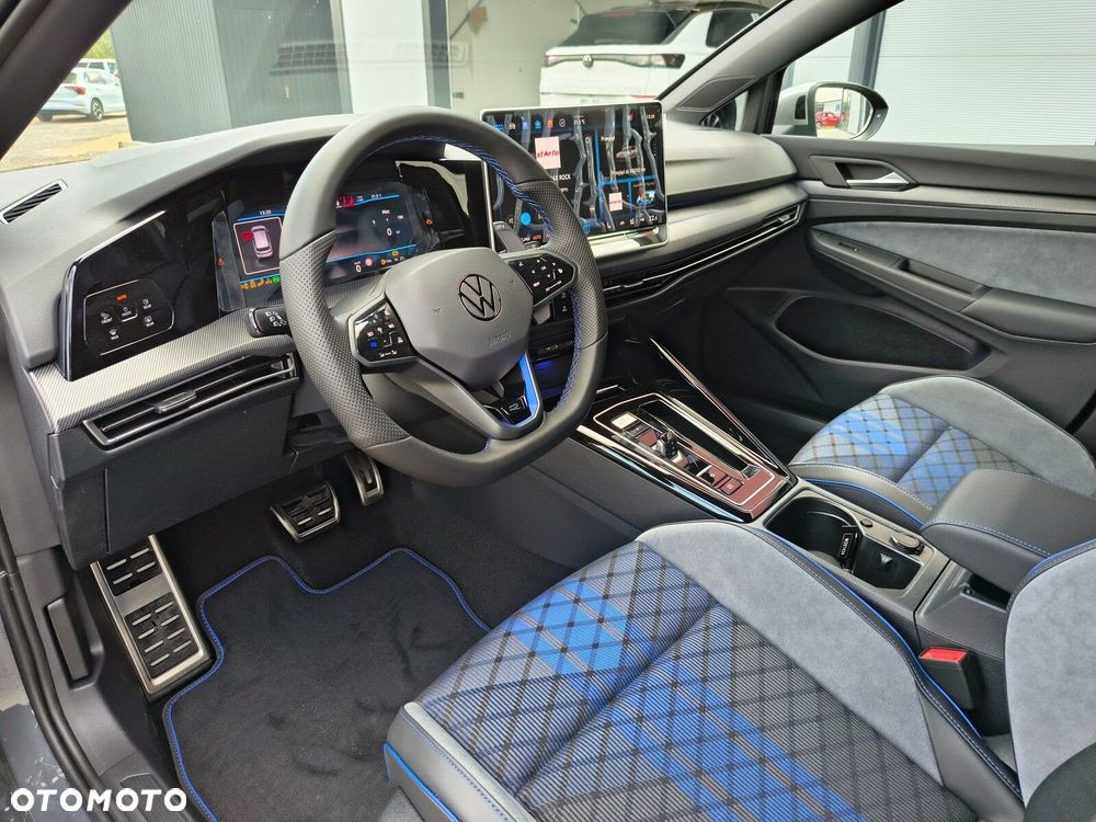 Volkswagen Golf - 15