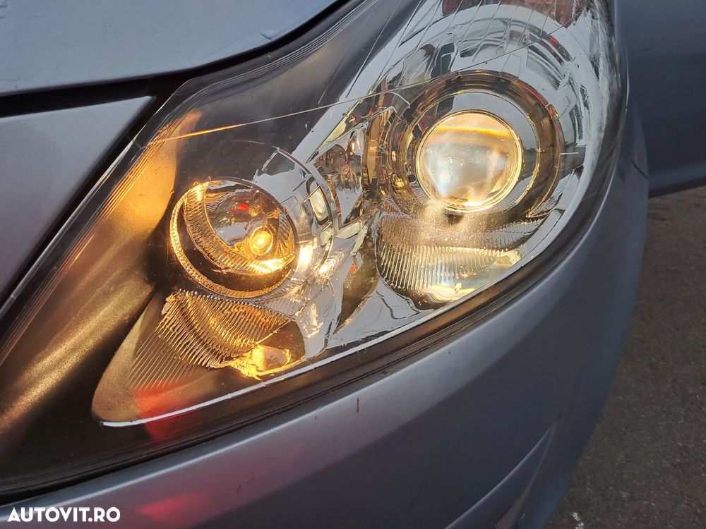 Opel Corsa 1.2i Enjoy - 5