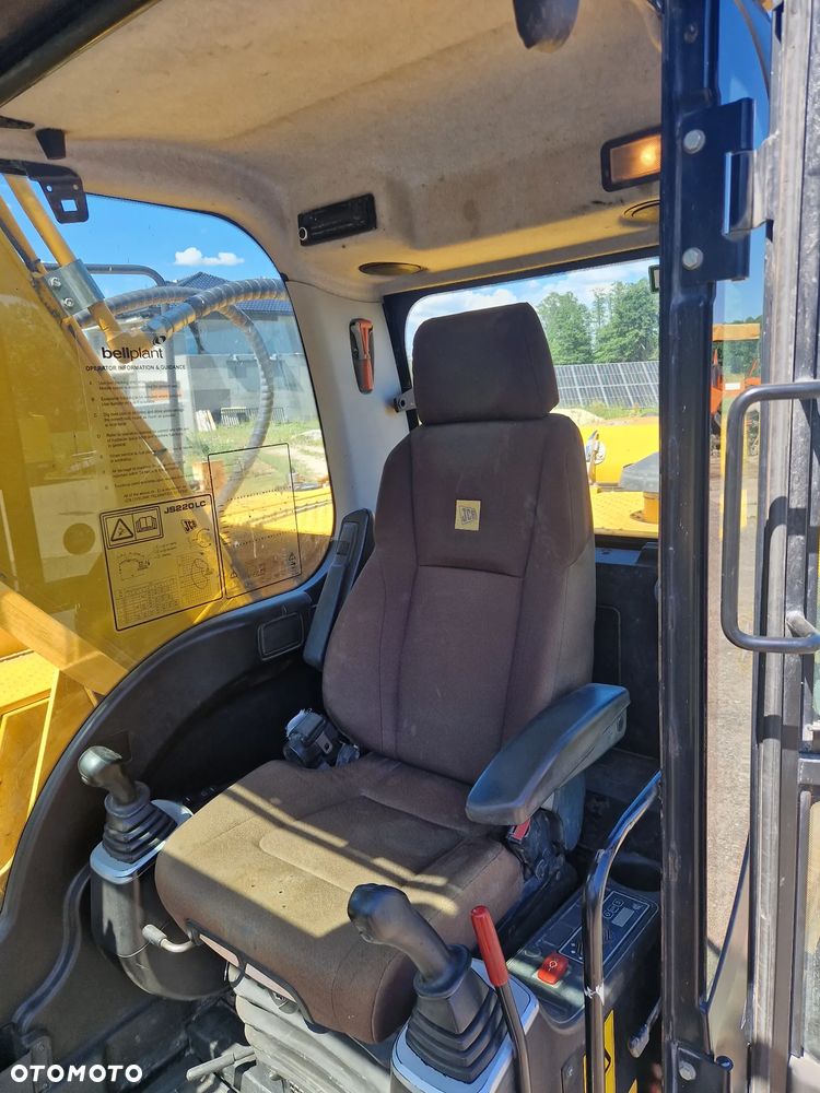 JCB JS 220LC - 6