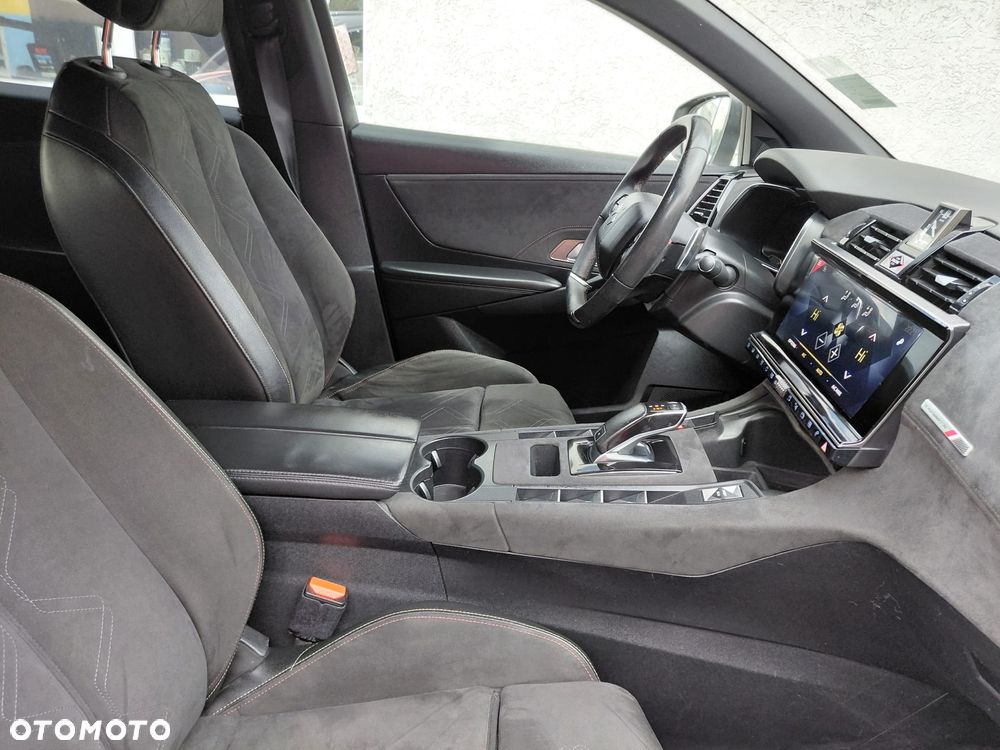 DS Automobiles DS 7 - 19