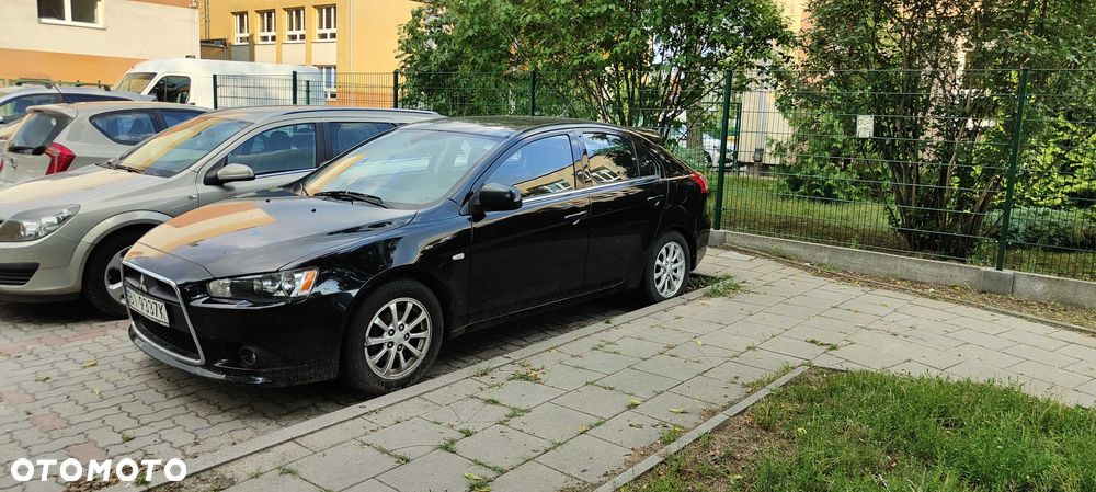 Mitsubishi Lancer - 2