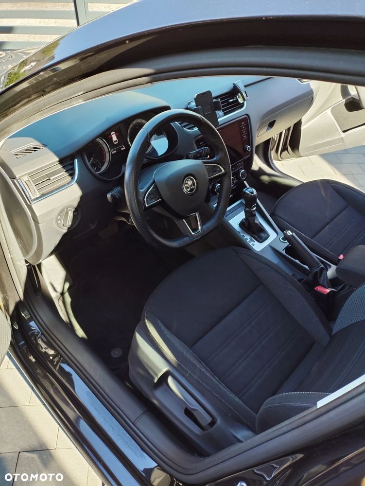 Skoda Octavia 1.5 TSI ACT Style DSG - 3