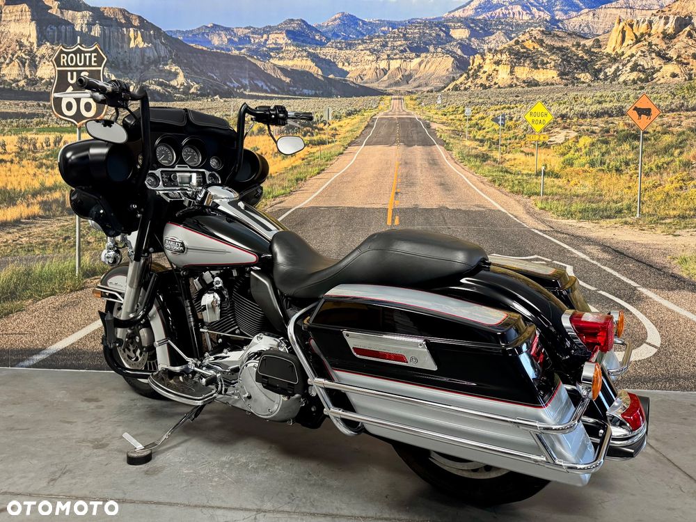 Harley-Davidson Touring Electra Glide - 8