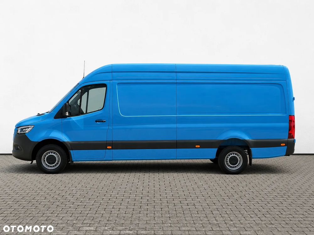 Mercedes-Benz Sprinter - 2