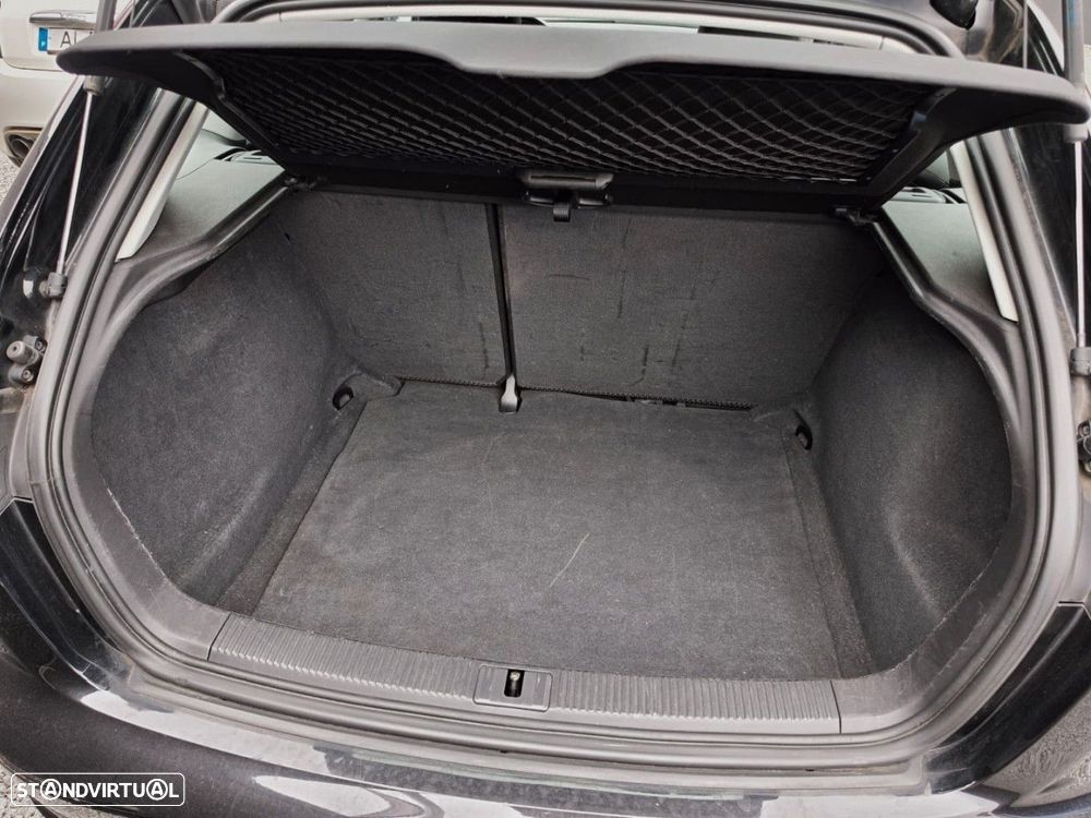 Audi A3 Sportback 1.6 TDI S-line - 28
