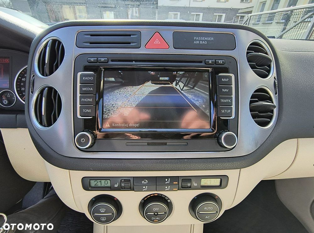 Volkswagen Tiguan 2.0 TDI DPF 4Motion BlueMotion Technology Exclusive - 17