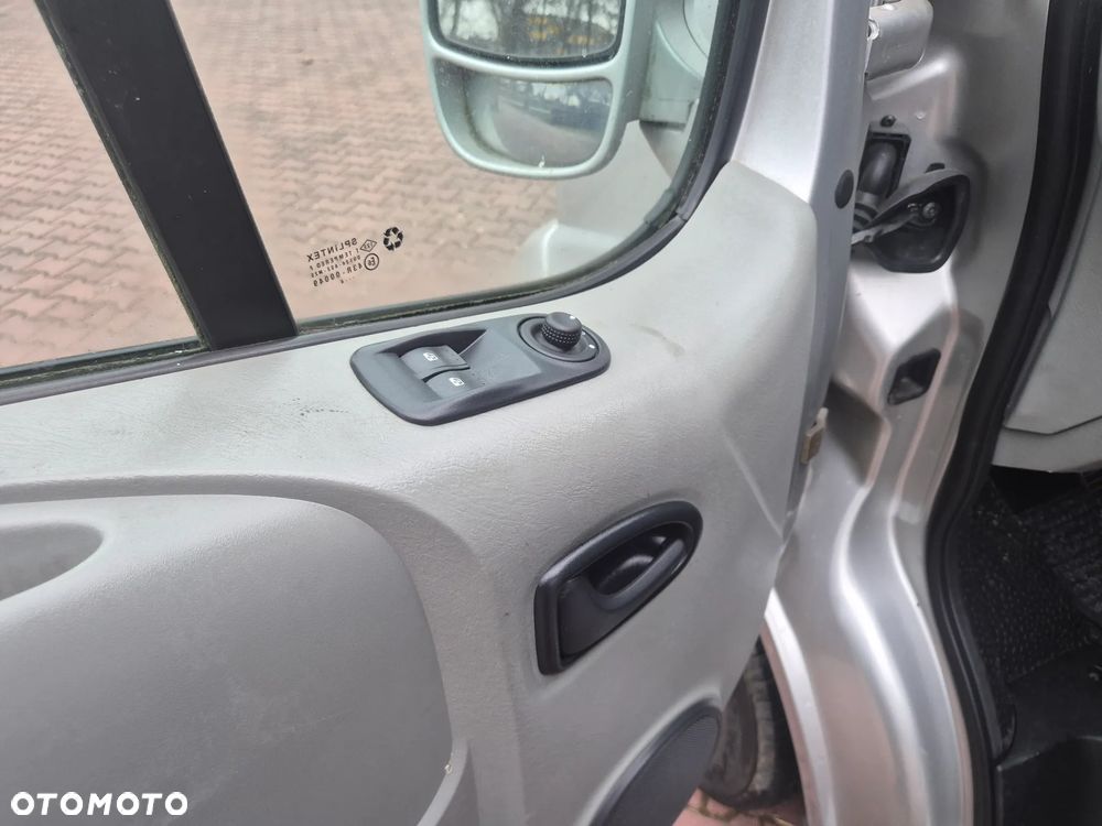 Volkswagen Trafic Primastar - 21