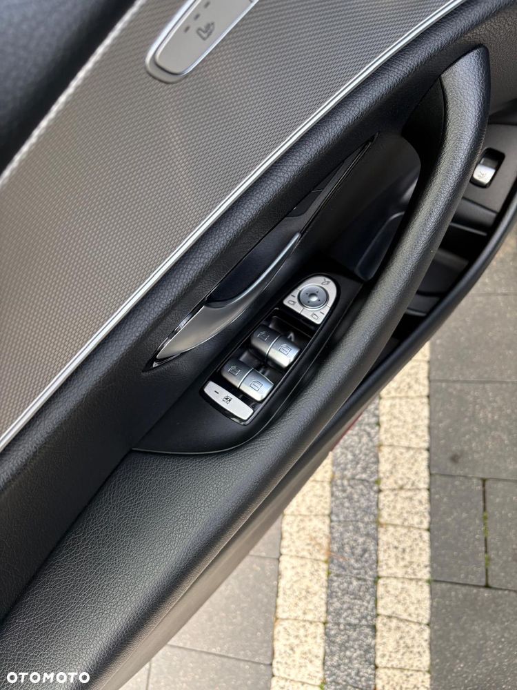 Mercedes-Benz Klasa E 200 d T 9G-TRONIC Avantgarde - 31