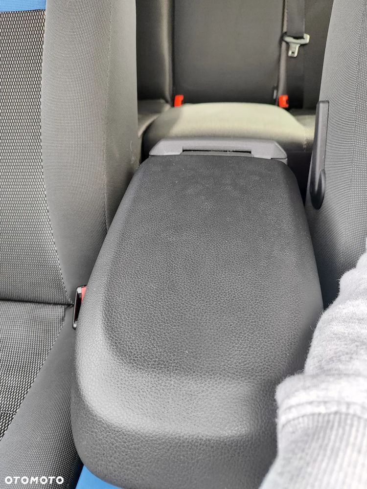 Ford Kuga 2.0 TDCi Titanium - 16