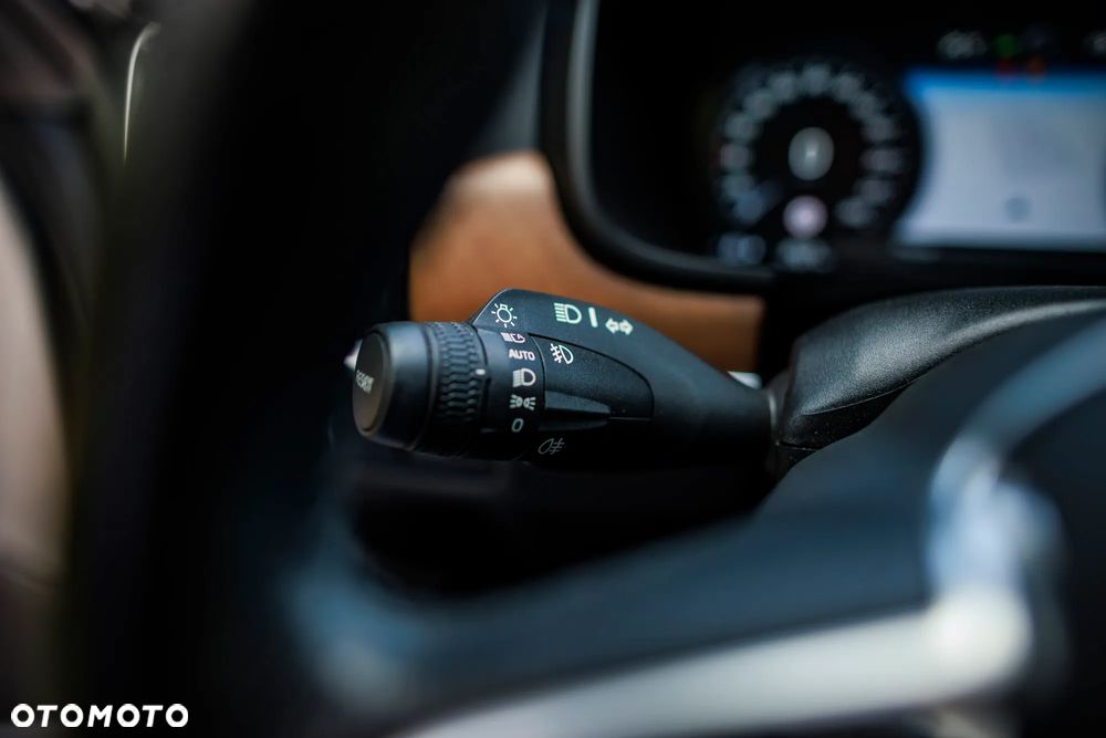 Volvo V90 T4 Inscription - 22