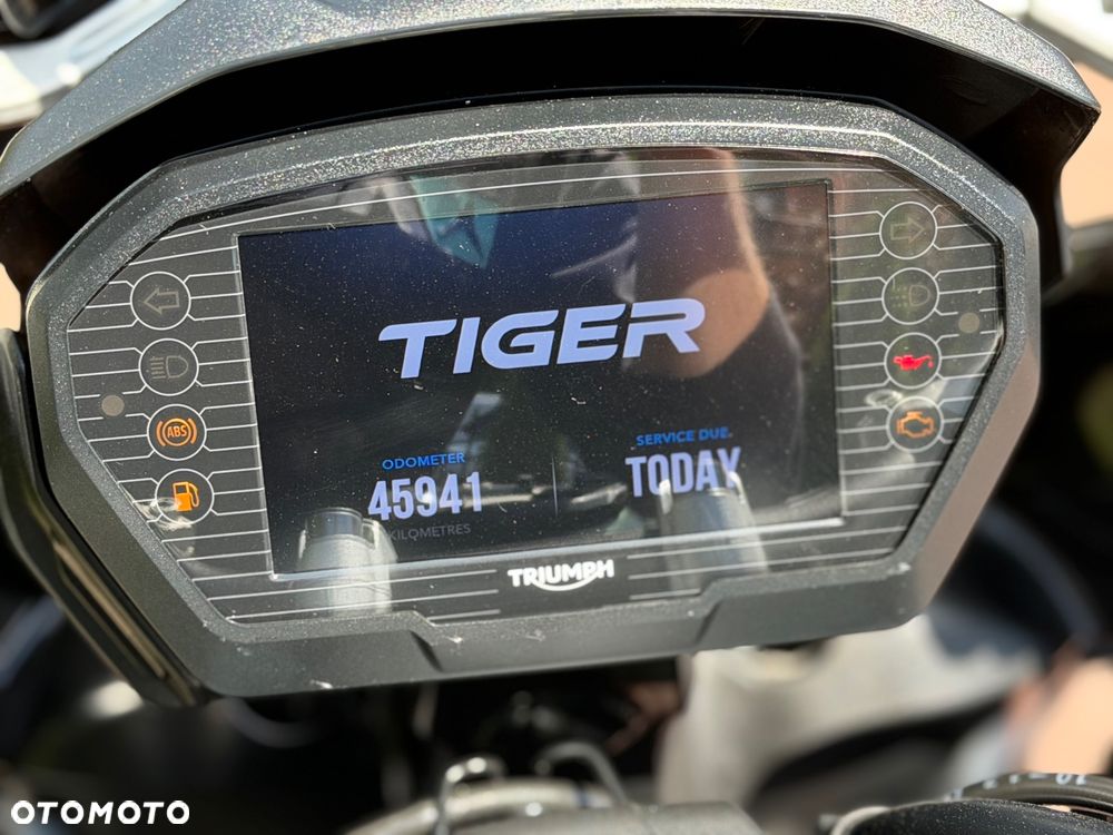 Triumph Tiger - 30