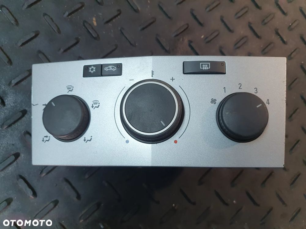 OPEL ASTRA III PANEL KLIMATYZACJI 13201299 ASTRA H - 2