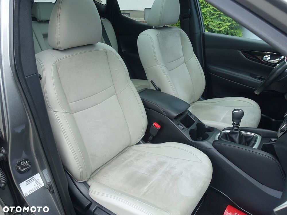 Nissan Qashqai 1.5 dCi N-Connecta EU6 - 15