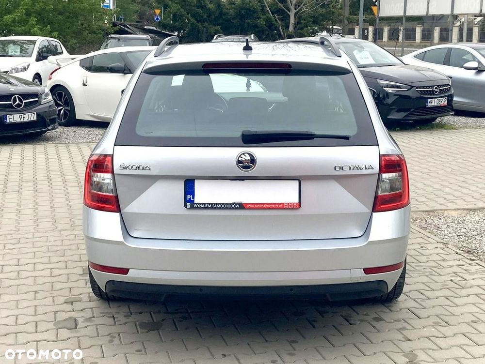 Skoda Octavia 1.6 TDI Ambition - 9