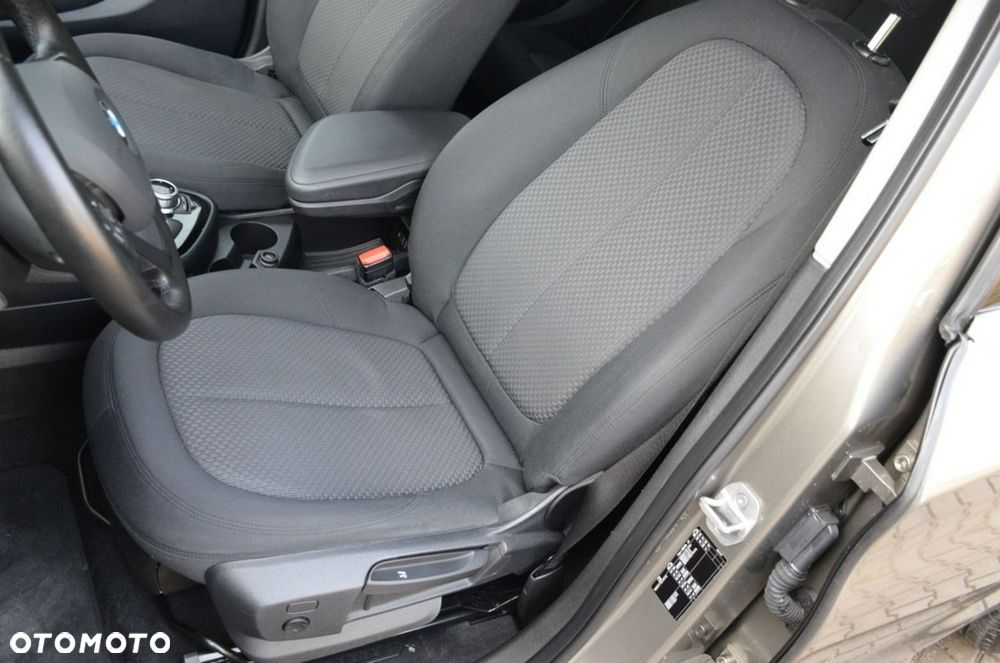 BMW Seria 2 - 24