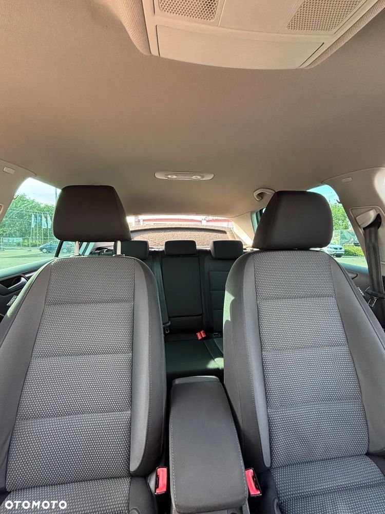 Volkswagen Golf - 15