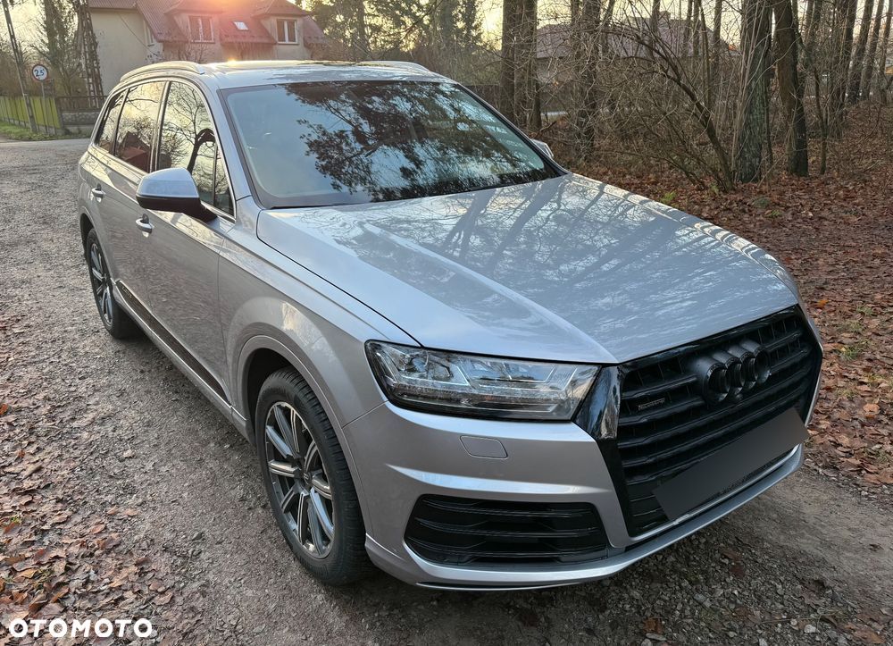 Audi Q7 3.0 TFSI Quattro Tiptronic - 1