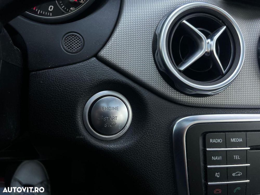 Mercedes-Benz GLA - 17