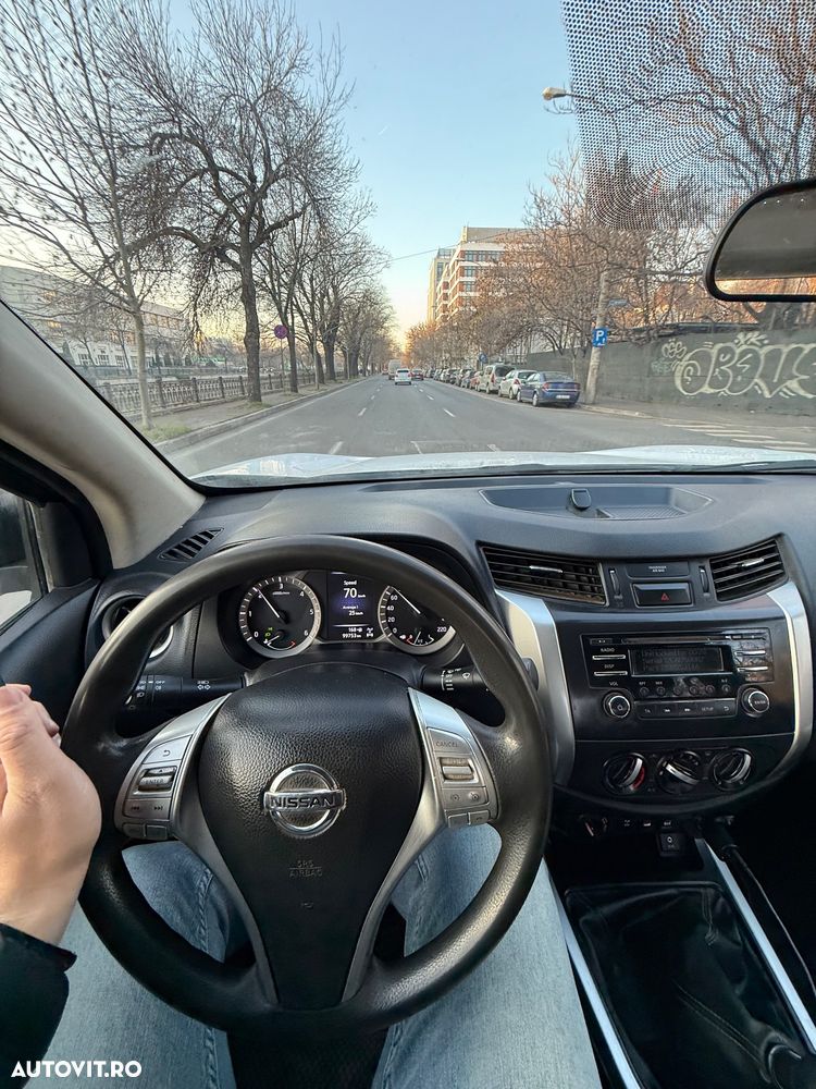 Nissan Navara 2.3 dCi Double Cab Acenta - 12