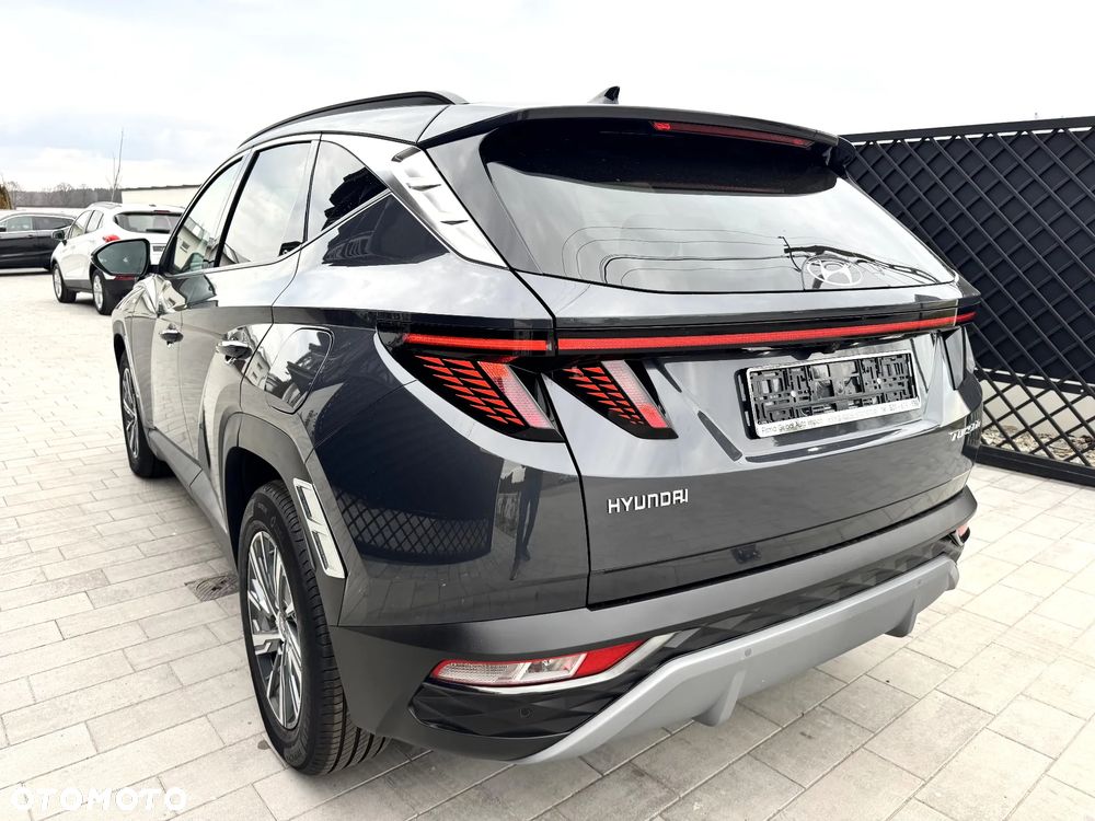 Hyundai Tucson 1.6 T-GDi 48V-Hybrid 2WD Trend - 17