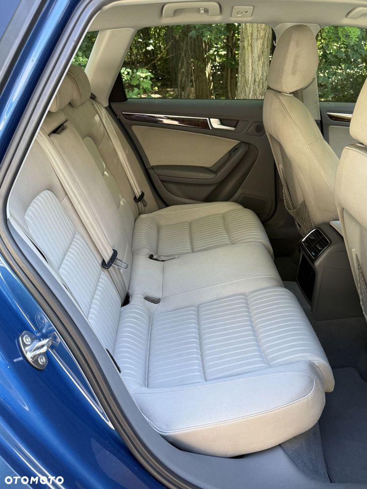 Audi A4 Avant 2.0 TDI - 19