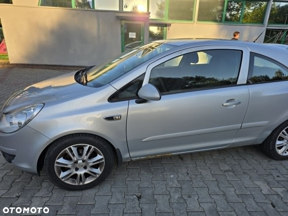 Opel Corsa - 3