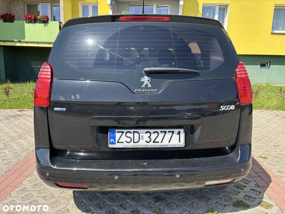 Peugeot 5008 - 3