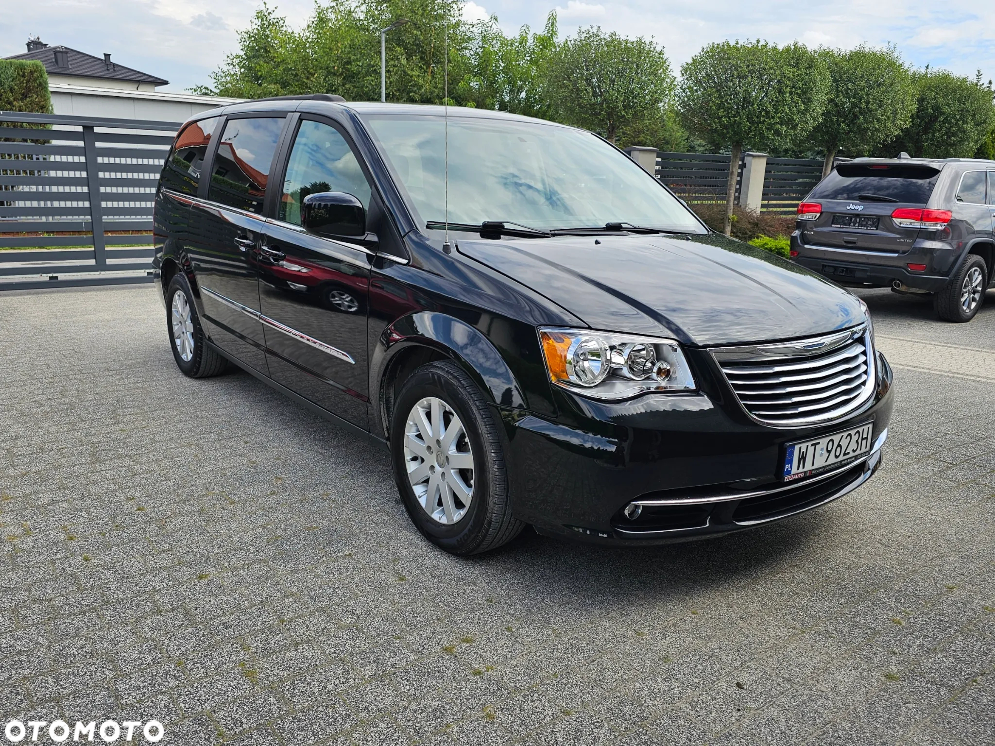 Chrysler Town & Country 3.6 Touring - 3