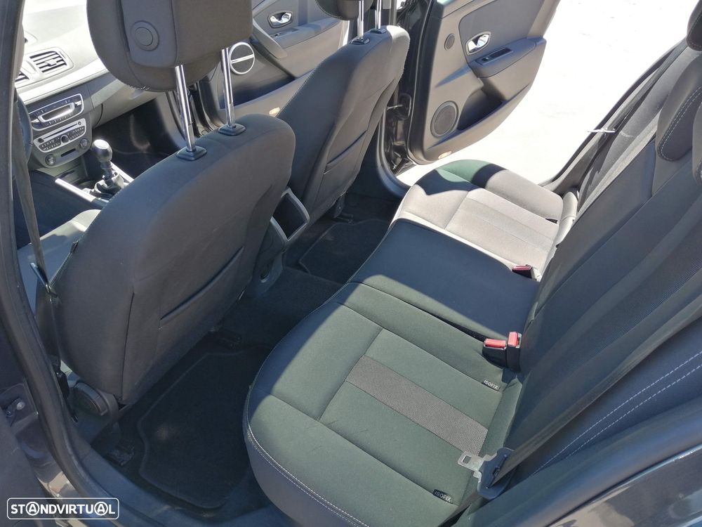 Renault Mégane Sport Tourer ENERGY dCi 110 Start & Stopp Dynamique - 8