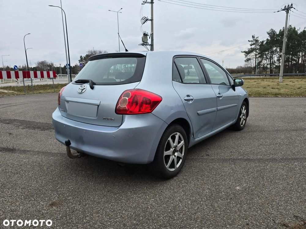 Toyota Auris - 8