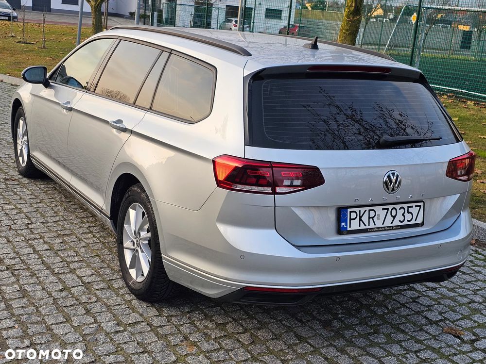 Volkswagen Passat 2.0 TDI SCR DSG - 4