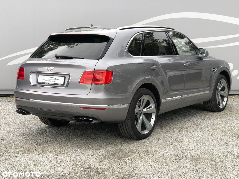 Bentley Bentayga - 4