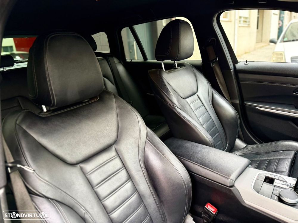 BMW 320 d Auto - 21