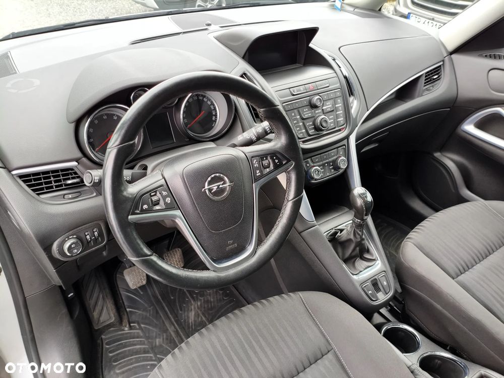 Opel Zafira Tourer 1.4 Turbo Edition - 14