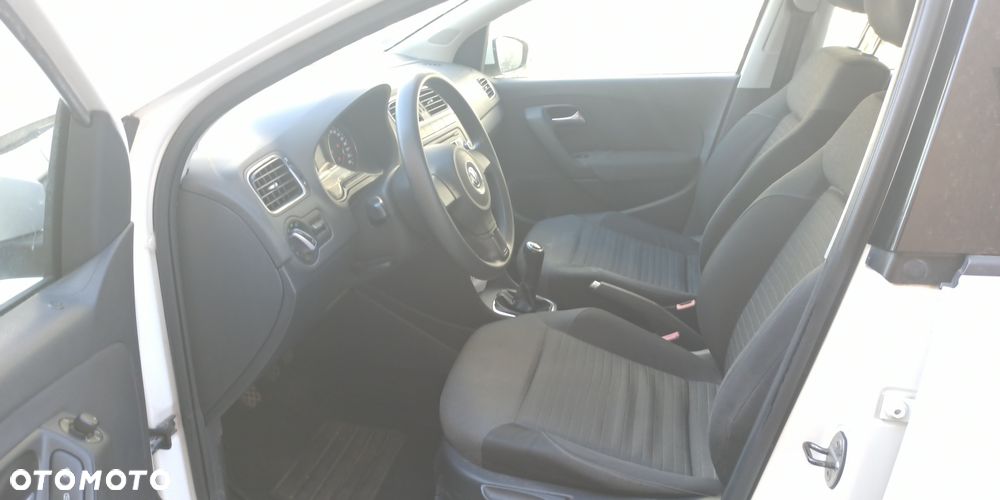 Volkswagen Polo 1.6 TDI Comfortline - 20