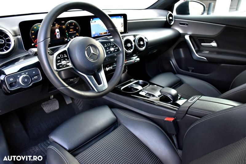 Mercedes-Benz A 180 d 7G-DCT AMG Line - 13