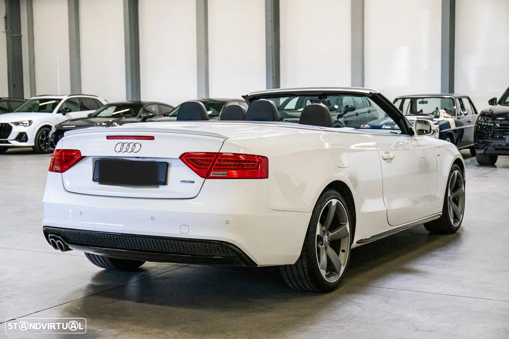 Audi A5 Cabrio 2.0 TDi quattro S-line - 4