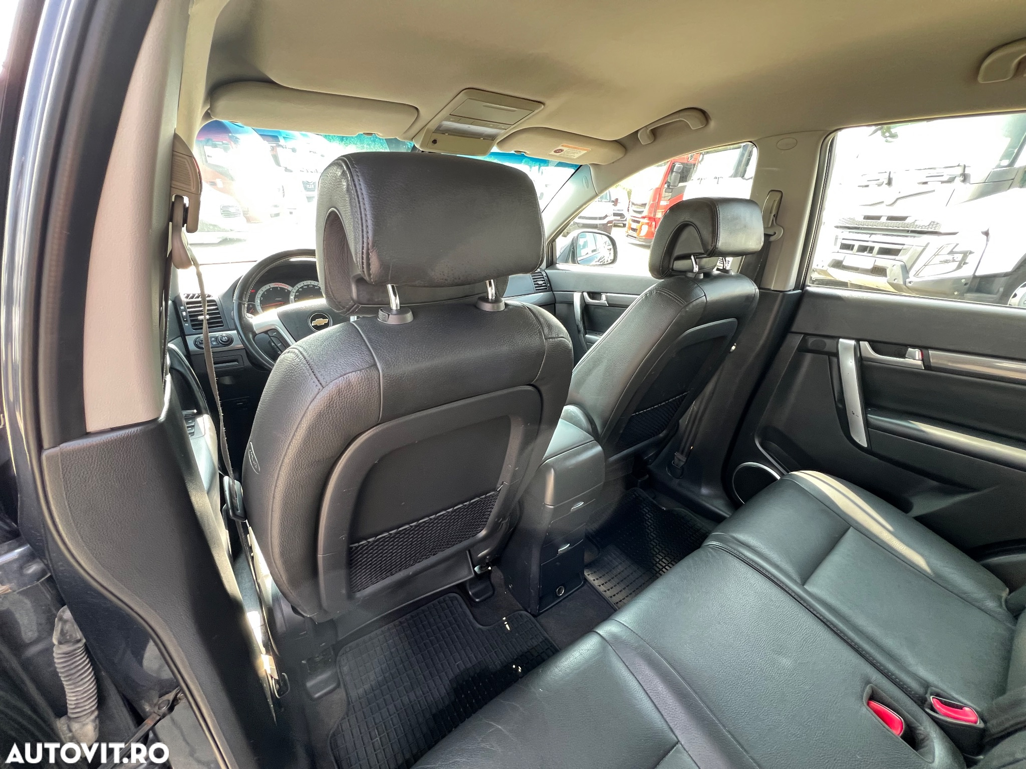 Chevrolet Captiva 2.0 4WD 7 Sitzer Automatik LT - 14