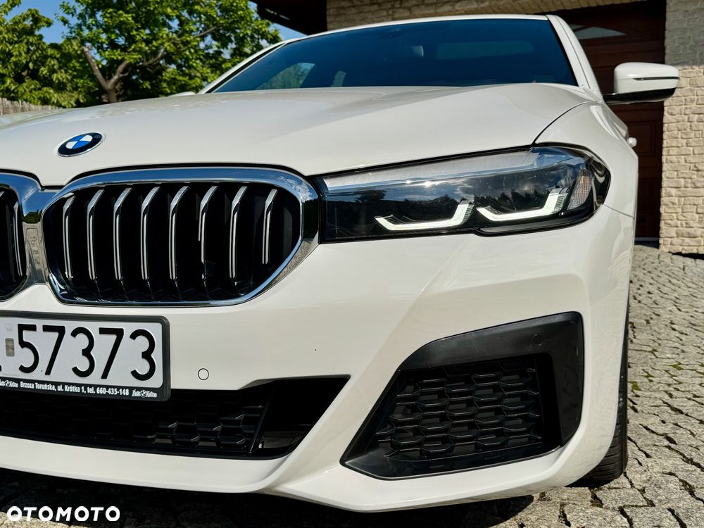 BMW Seria 5 520d M Sport - 10