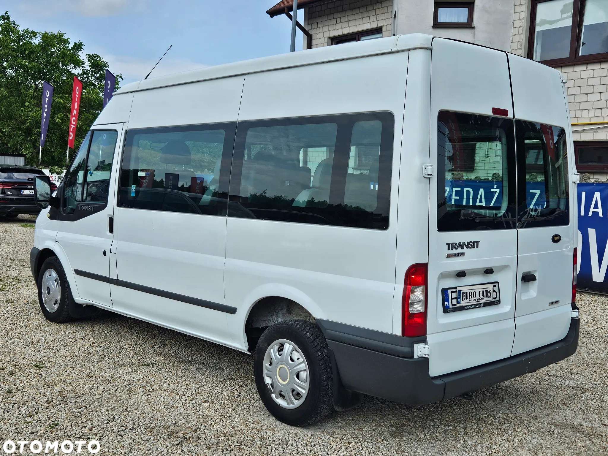 Ford Transit FT 350L Trend - 9