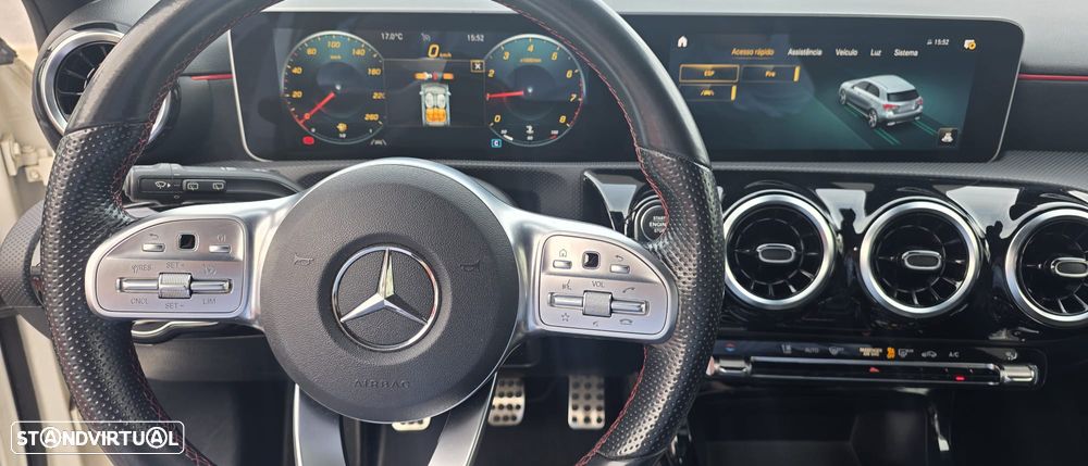 Mercedes-Benz A 180 AMG Line - 13