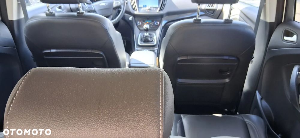 Ford Kuga 2.0 TDCi 4x4 Titanium - 12